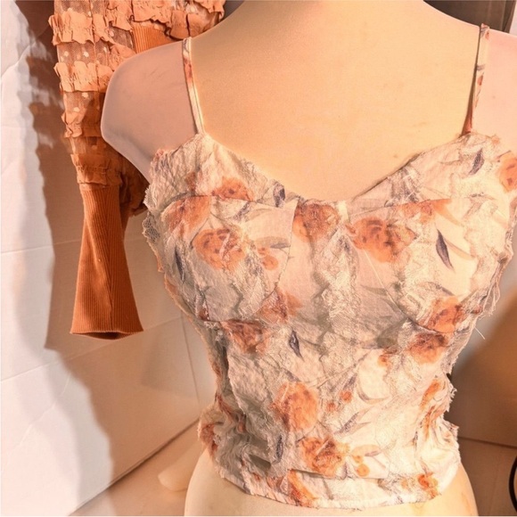 Mutu Floral Spaghetti Strap top size small - Picture 2 of 8